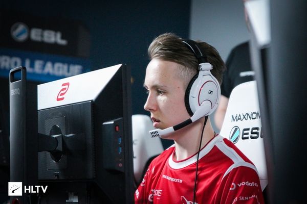 资讯张校长#绝地求生 决赛圈进个圈怎么这么难